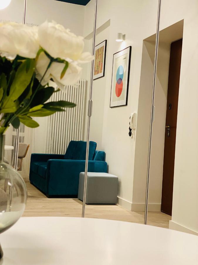 1 Syp, Kawa Vertuo, Kosmetyki Ada, 3 Min Metro Wilenska, By Visitwarsaw Apartments 외부 사진